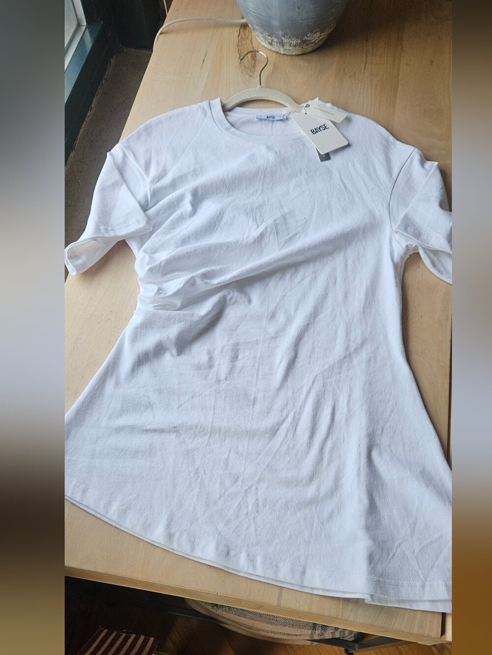 Bayse White Dress - Size M / L